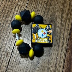 New Stanley cup tumbler cup handle Pittsburg Steelers football beaded cup charm